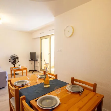Aigue Marine By Interhome Appartement La Londe-les-Maures
